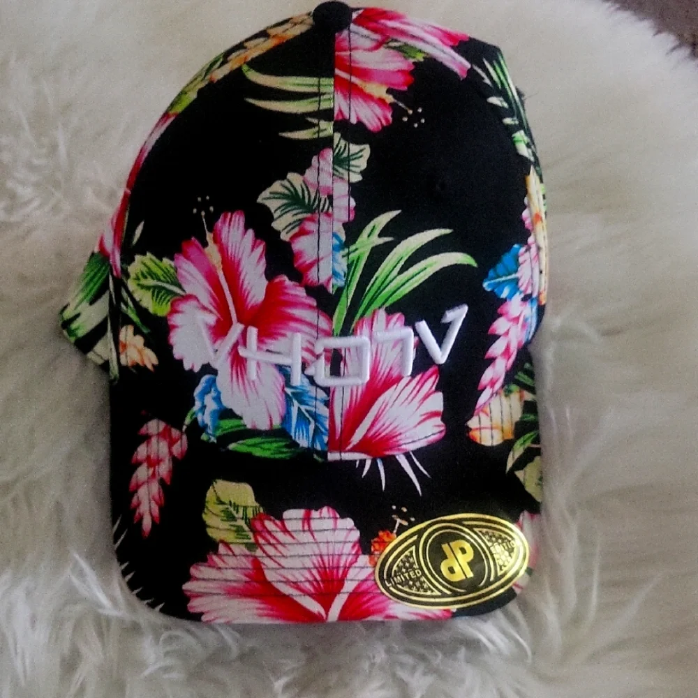 dP Hawian Flower Floral Hat